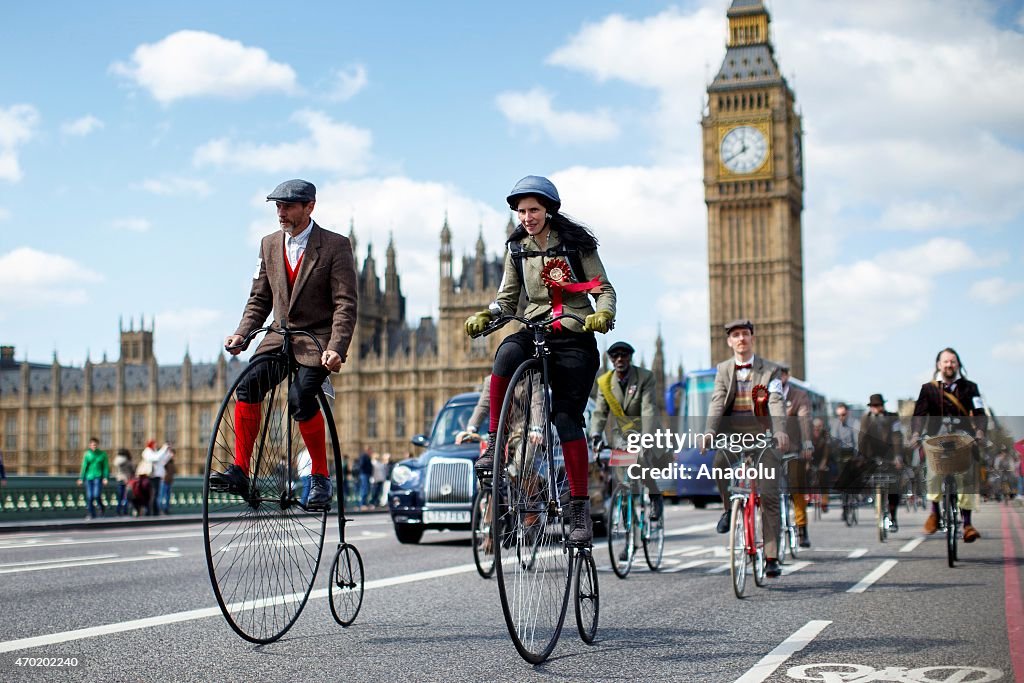 The Tweed Run 2015