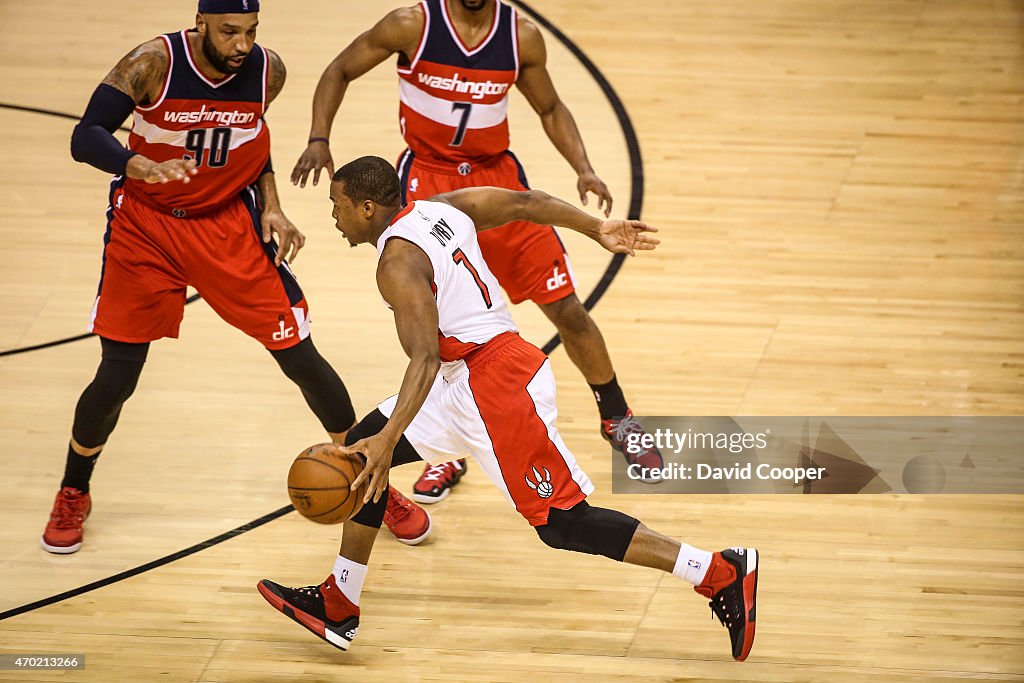 Kyle Lowry (7) of the Toronto Raptors heads for the hoop