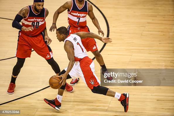 Kyle Lowry (7) of the Toronto Raptors heads for the hoop Kyle Lowry (7) of the Toronto Raptors heads for the hoop
