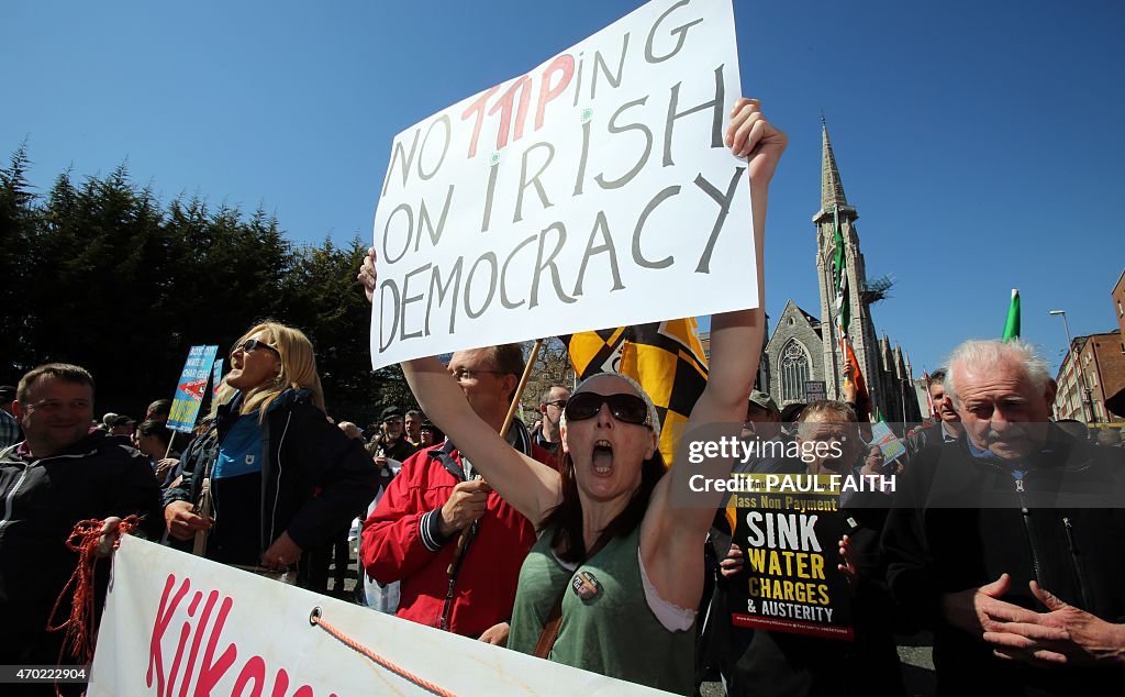 IRELAND-ECONOMY-WATER-DEMO