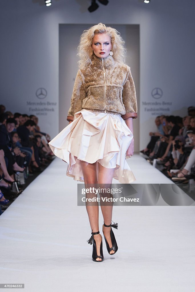 Alejandro Carlin - Mercedes-Benz Fashion Week Mexico Autumn/Winter 2015