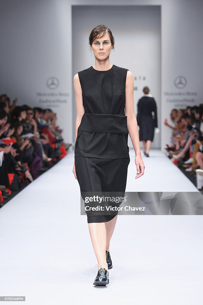 Julia Y Renata - Mercedes-Benz Fashion Week Mexico Autumn/Winter 2015