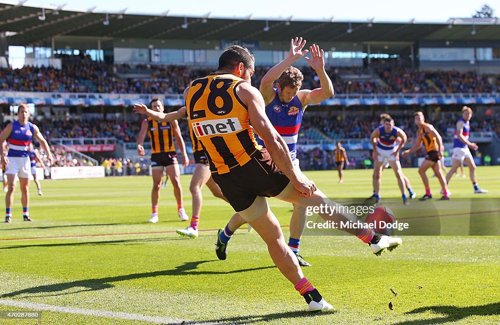 AFL Rd 3 - Hawthorn v Western Bulldogs