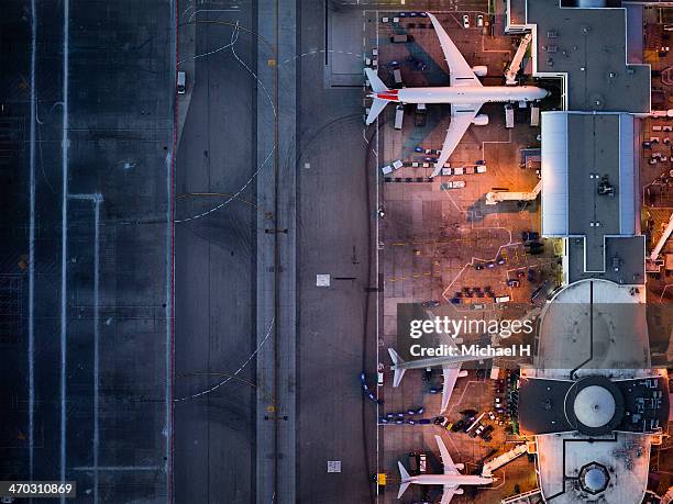 airliners at  gates and control tower at lax - airport aerial imagens e fotografias de stock