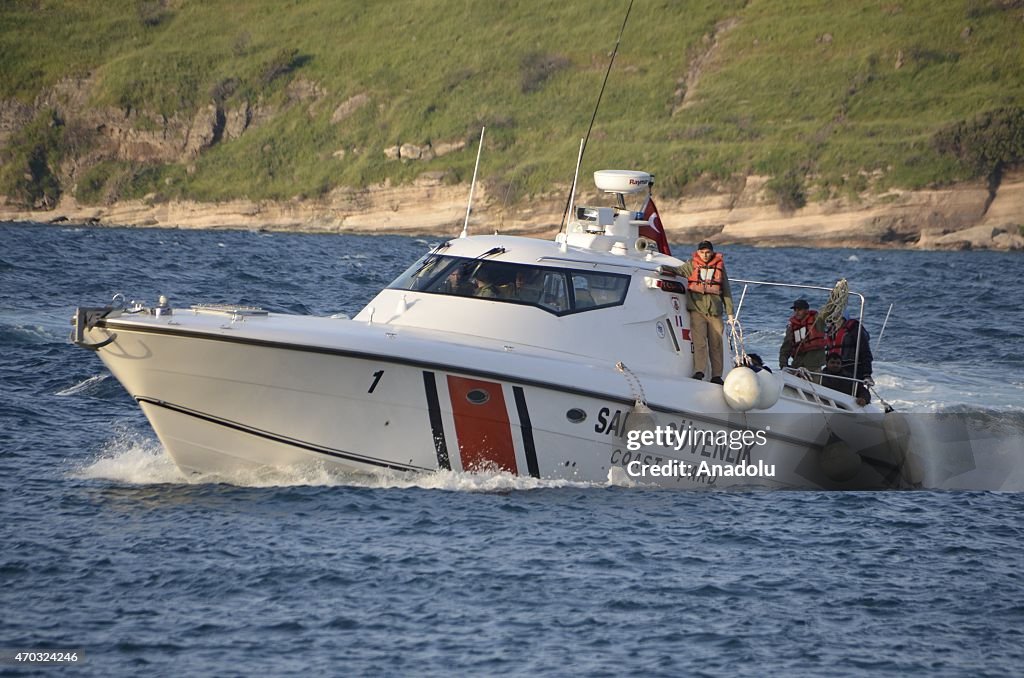 Migrant boat sinks off southwestern Turkey