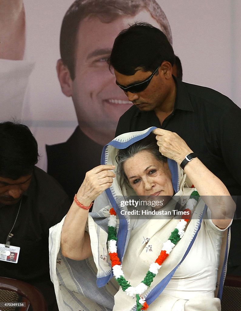 Congress President Sonia Gandhi Addresses Kisan-Khet Mazdoor Rally In Delhi