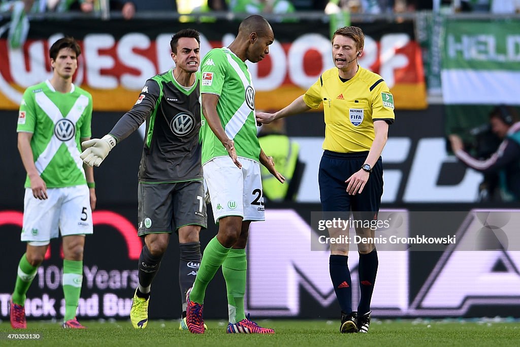 VfL Wolfsburg v FC Schalke 04 - Bundesliga