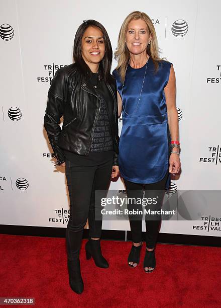 Robin Hauser Reynolds Photos and Premium High Res Pictures - Getty Images