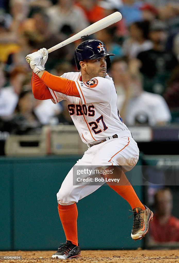 Los Angeles Angels of Anaheim v Houston Astros