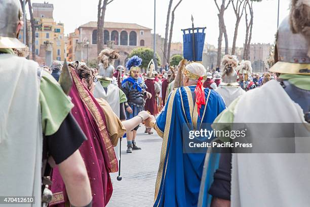 The parade, with groups of historical re-enactment from Italy and Europe, leaving from the Circus Maximus to Via dei Fori Imperiali.