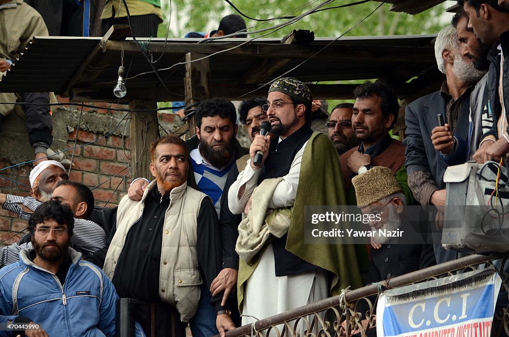 Kashmir Resistance Leaders Share Dais Together  Against India