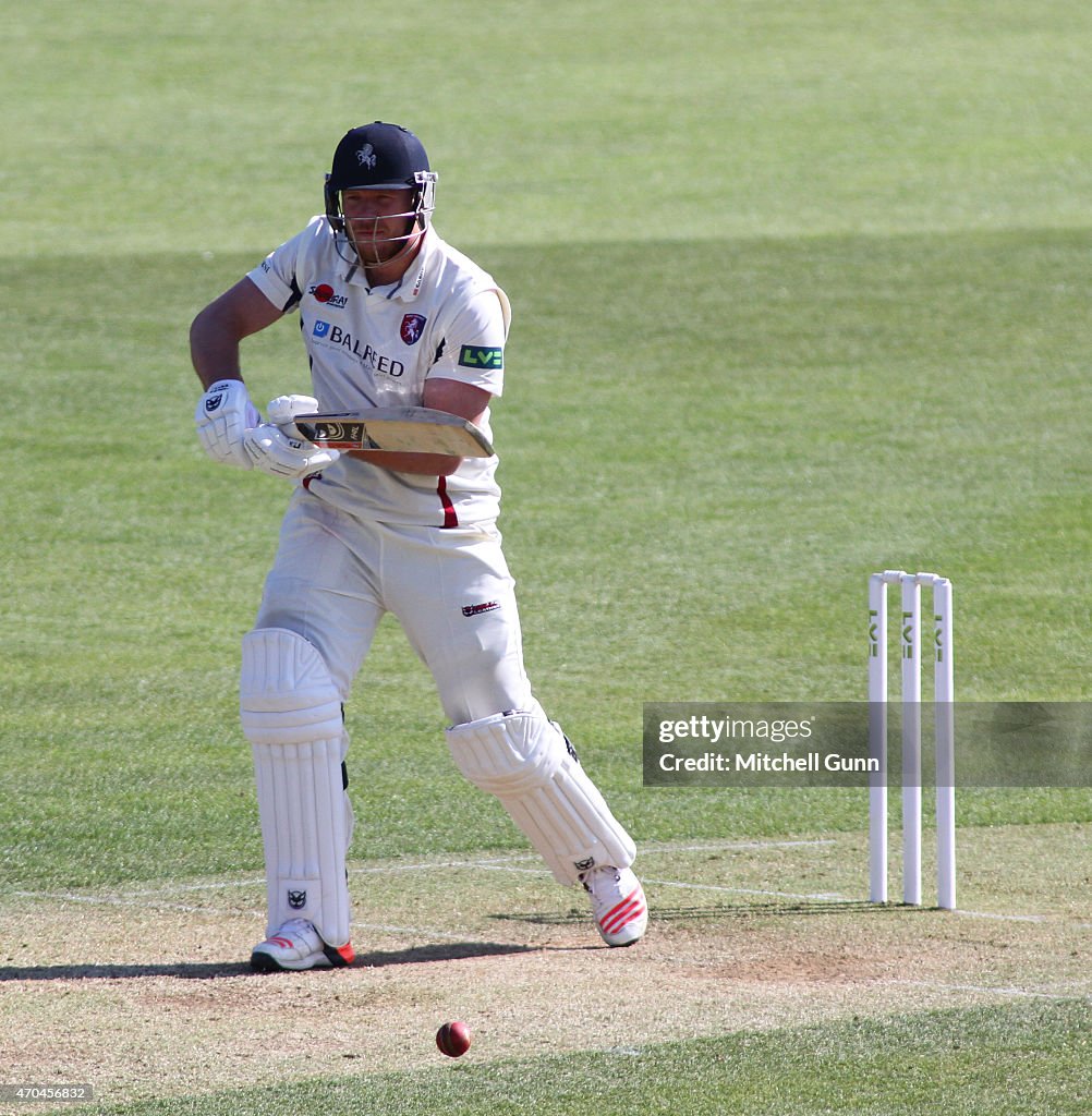 Essex v Kent - LV County Championship