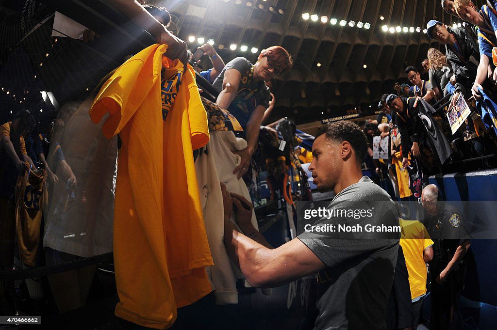 New Orleans Pelicans v Golden State Warriors - Game One