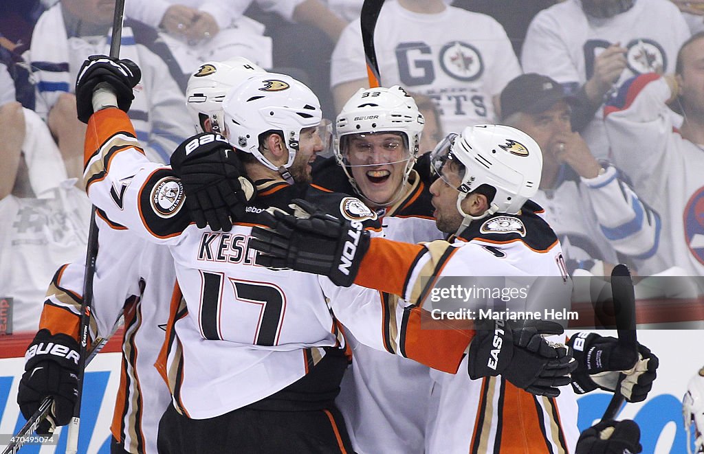 Anaheim Ducks v Winnipeg Jets - Game Three