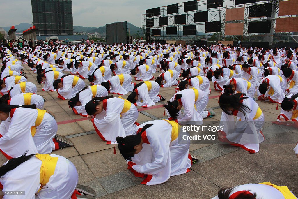Coming-of-age Ceremony For Girls In Huaihua