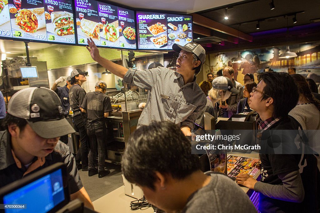 Taco Bell Opens New Tokyo Store