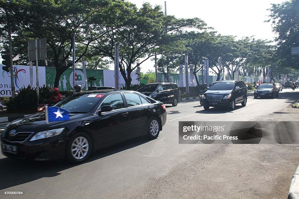 The convoy of vehicles that carry a state to the Jakarta...