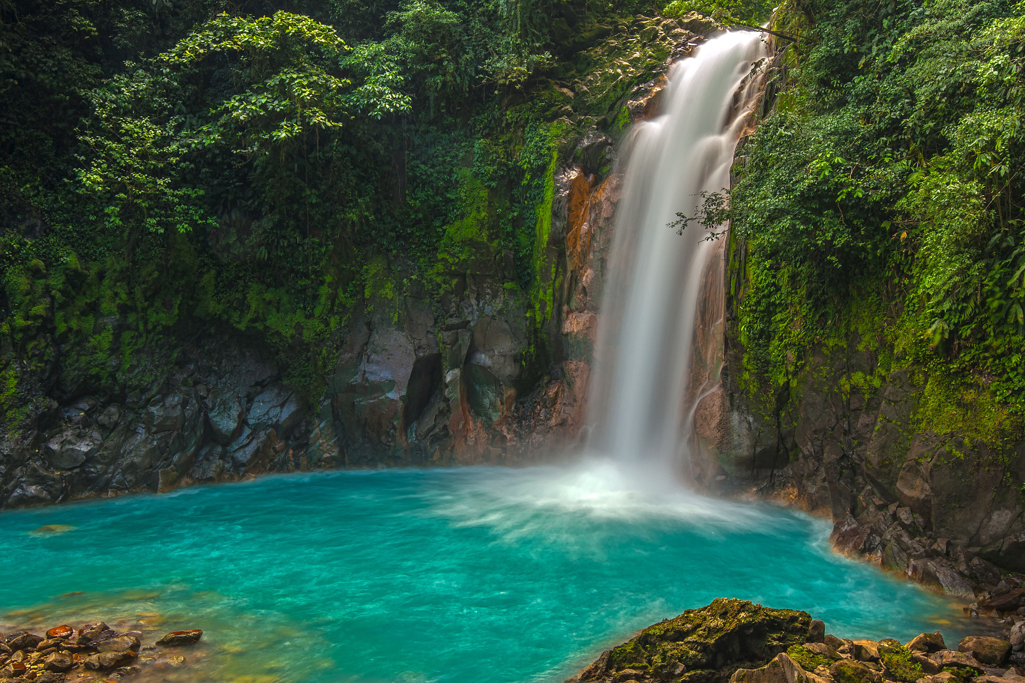Beautiful Rio Celeste Waterfall Beautiful Rio Celeste Waterfall