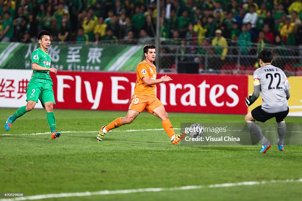 Beijing Guoan v Brisbane - Asian Champions League