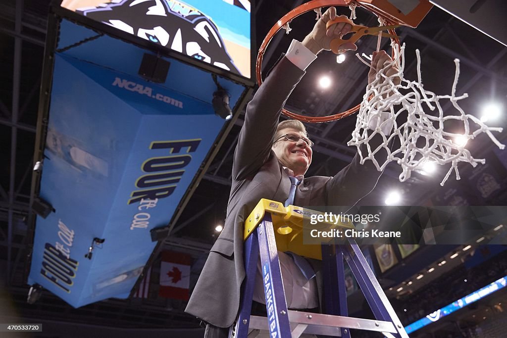 University of Connecticut vs University of Notre Dame, 2015 NCAA Women's National Championship