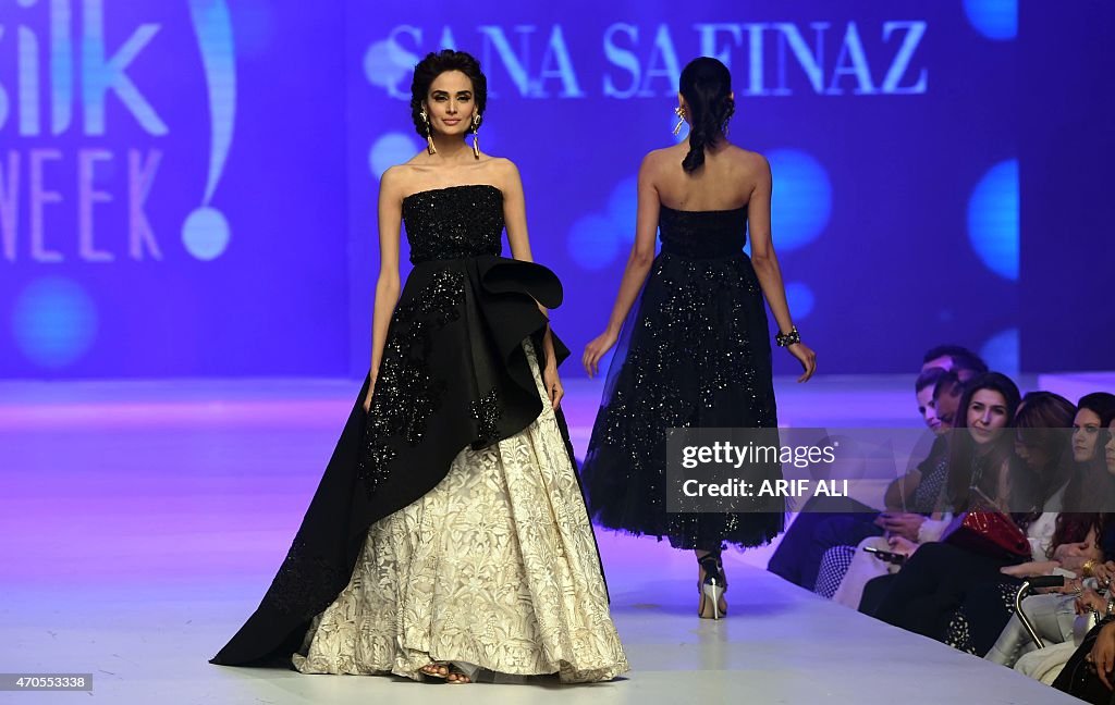 FASHION-PAKISTAN-SANA-SAFINAZ