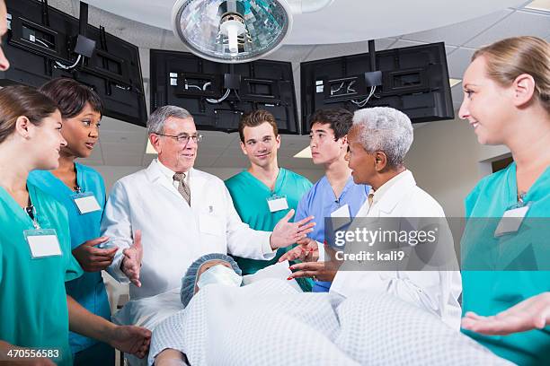 Medical Tutorial 2,201 Doctor Teaching Medical Students Stock Photos, High-Res Pictures ...