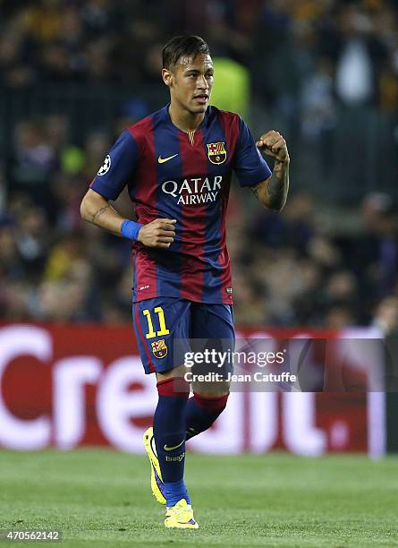 Neymar of FC Barcelona celebrates scoring his 1st goal during the UEFA Champions League Quarter Final Second Leg match between FC Barcelona and Paris...