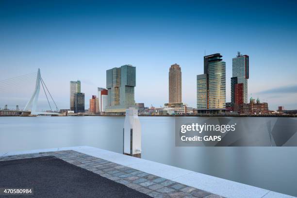 modern buildings at rotterdam's kop van zuid - rotterdam bridge stock pictures, royalty-free photos & images