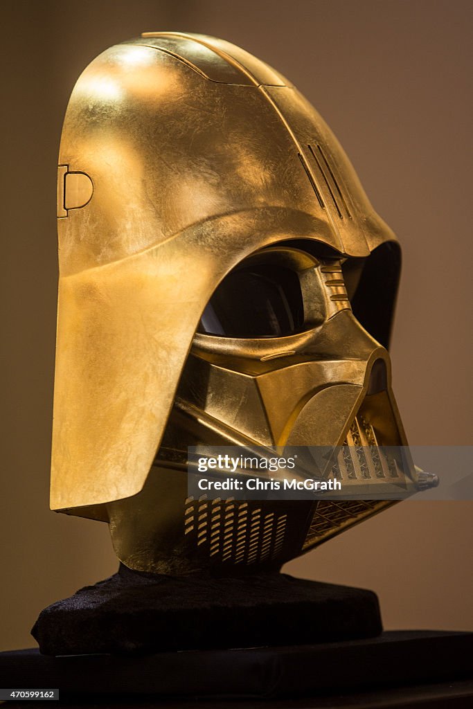 Japanese Jeweler Unveils Gold Darth Vader Mask