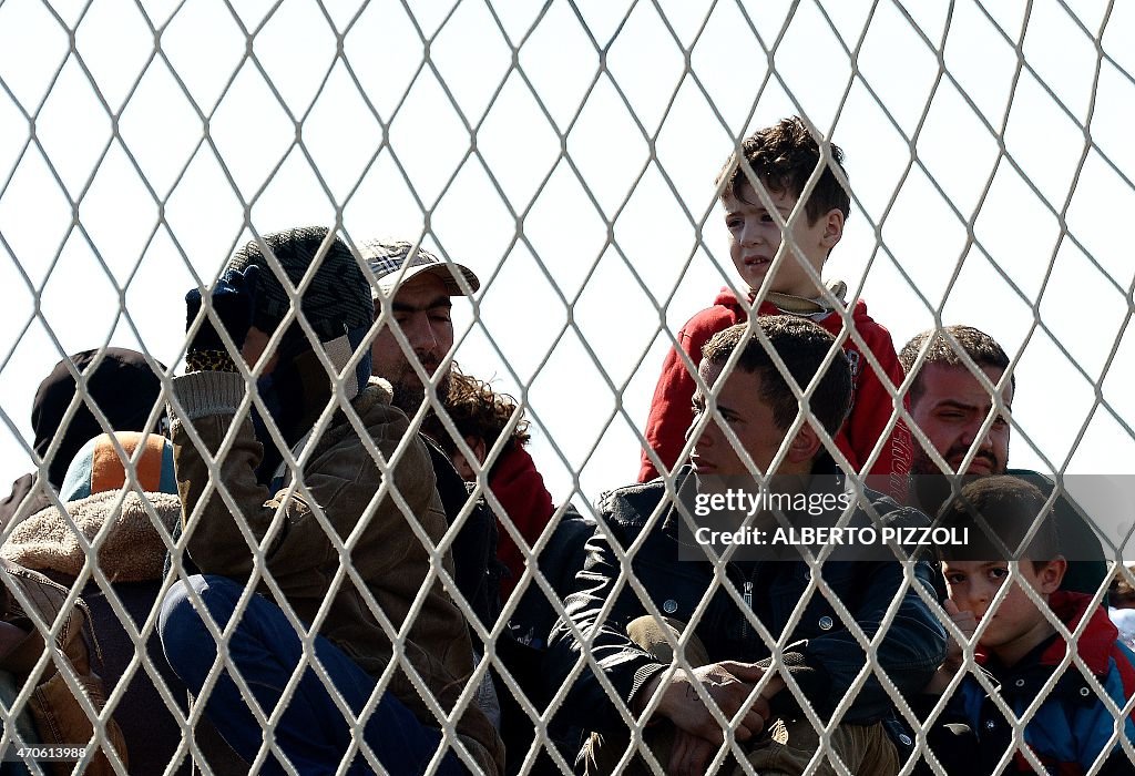 ITALY-IMMIGRATION-SHIPWRECK