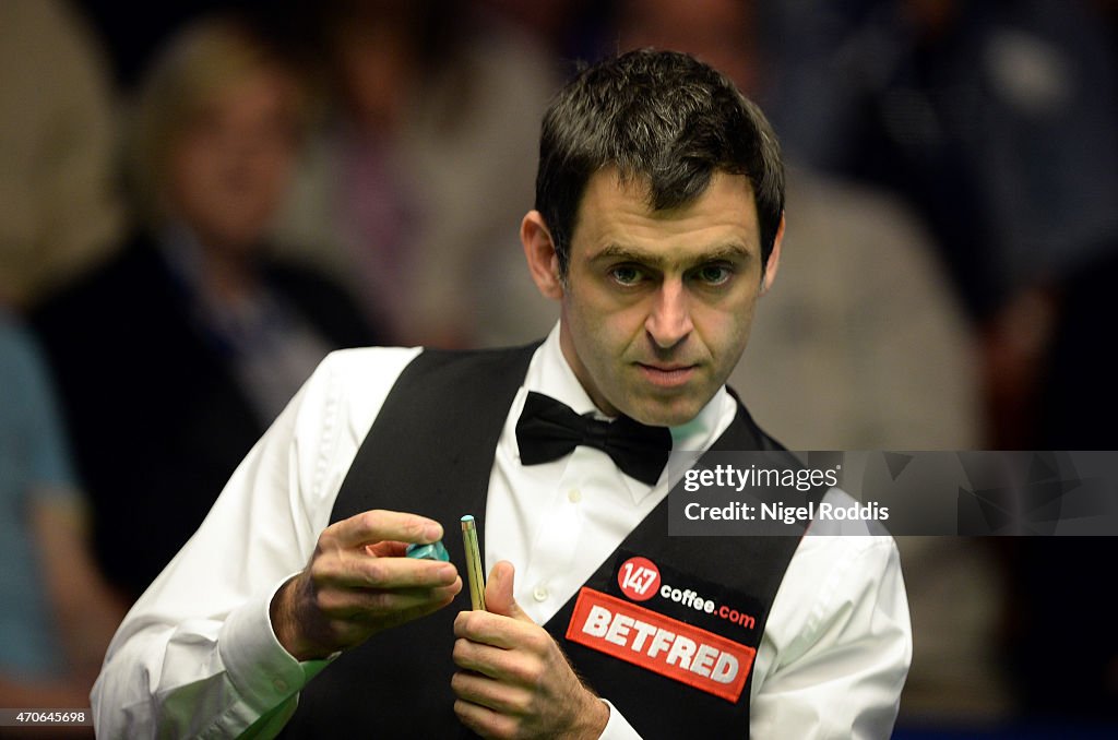 2015 Betfred World Snooker Championship - Day 5