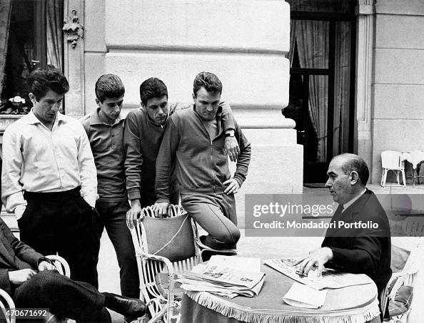 "Omar Sivori, Gianni Rivera, Cesare Maldini and Jos Altafini listening to Paolo Mazza" "Omar Sivori, Gianni Rivera, Cesare Maldini and Jos Altafini listening to Paolo Mazza"
