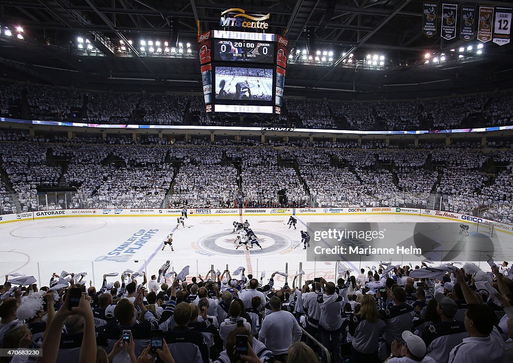 Anaheim Ducks v Winnipeg Jets - Game Three