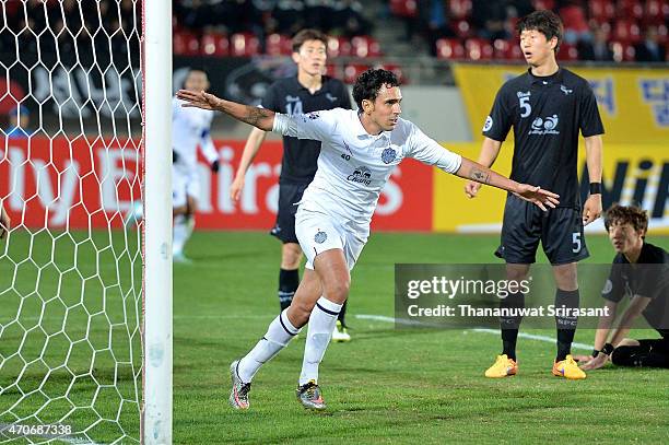 Diogo Luis Santo of Buriram United celebrates the goal during the Asian Champions League match between Seongnam FC and Buriram United at Tancheon...