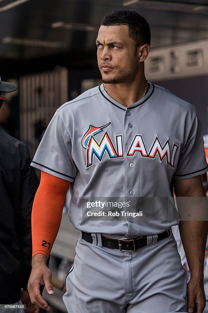 Miami Marlins v New York Mets