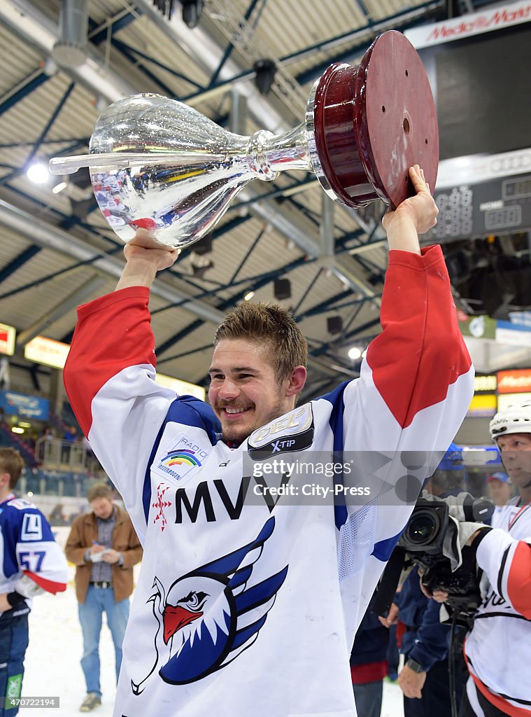 ERC Ingolstadt v Adler Mannheim - DEL