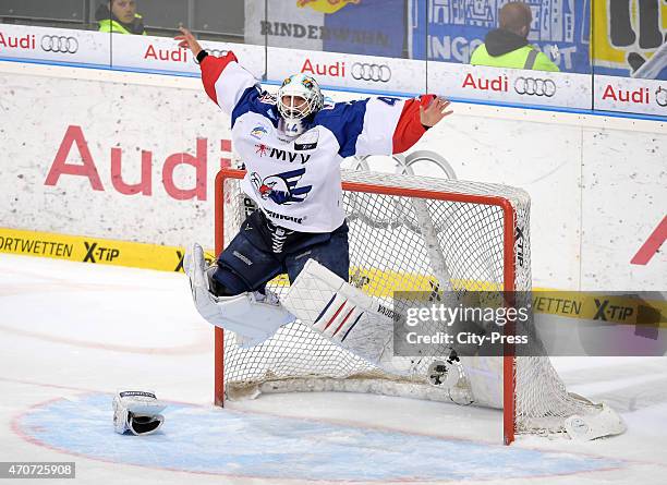 Dennis Endras of the Adler Mannheim during the game between ERC Ingolstadt and Adler Mannheim on april 22, 2015 in Mannheim, Germany.