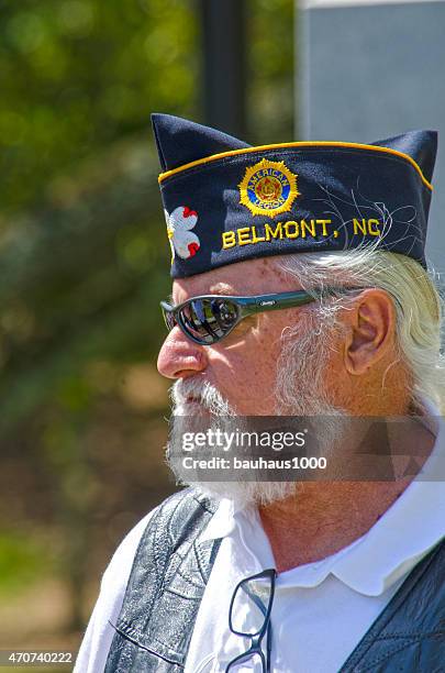 vietnam war veteran from american legion post 144 - vietnam veterans 個照片及圖片檔