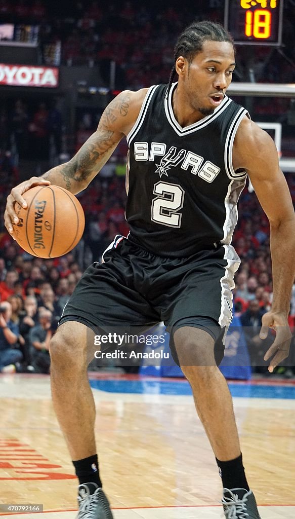 San Antonio Spurs v Los Angeles Clippers