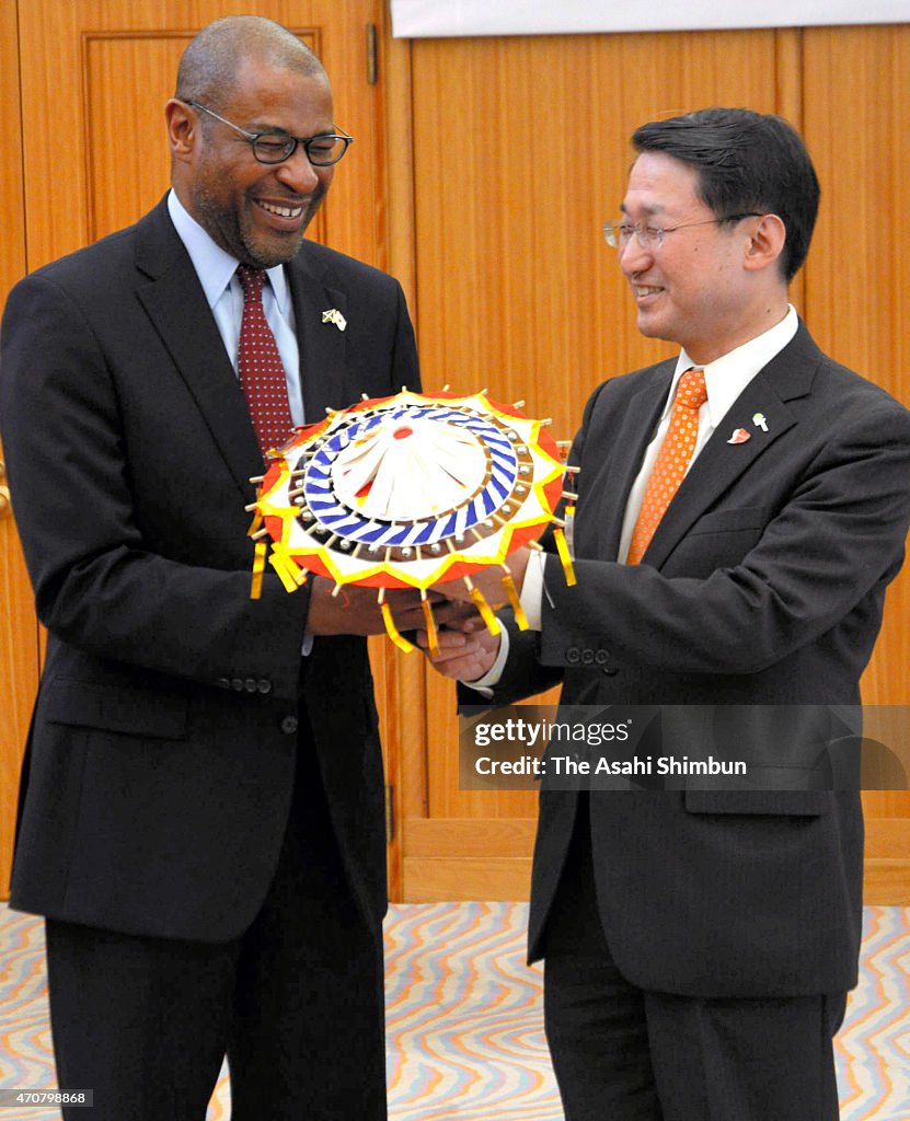 Jamaican Ambassador to Japan Visits Tottori