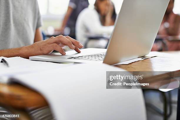 taking notes during a lecture - online classroom stock pictures, royalty-free photos & images