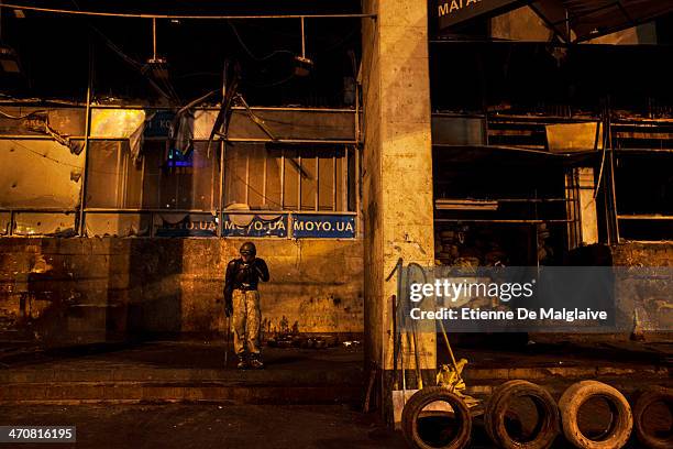 Building Clashes 1 747 Government Building Kyiv Stock Photos, High-Res Pictures, and ...