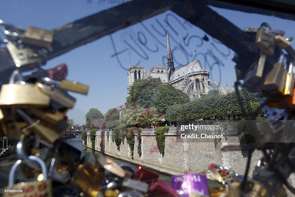 Tourists Visit Notre-Dame De Paris