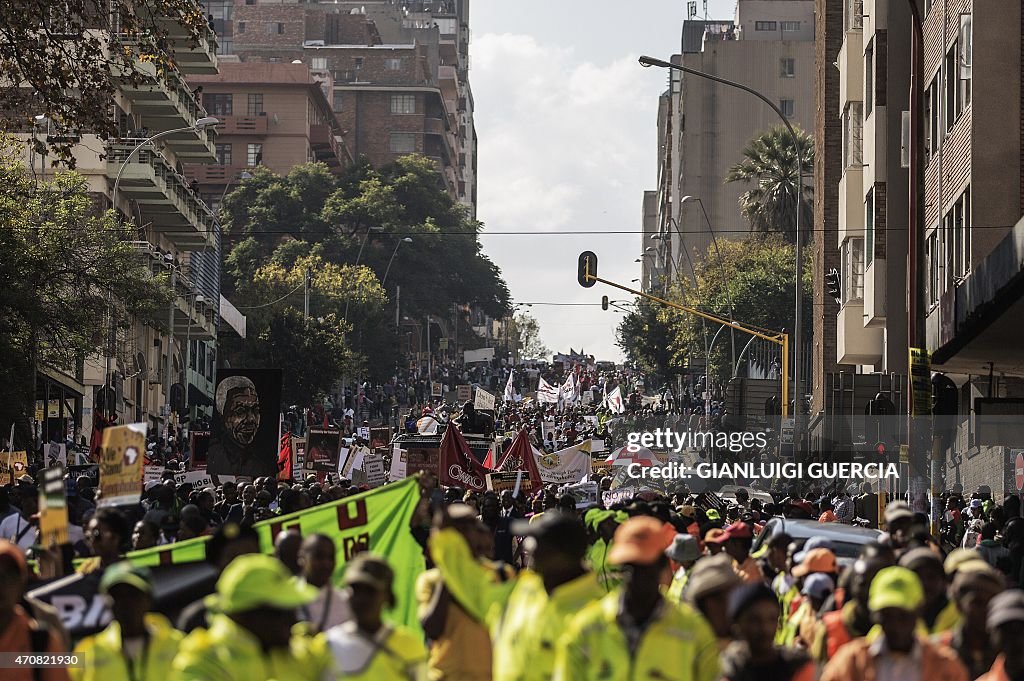 SAFRICA-UNREST-RACISM-DEMO