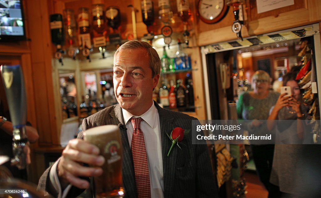 Nigel Farage Invites Veterans For A St George's Day Drink