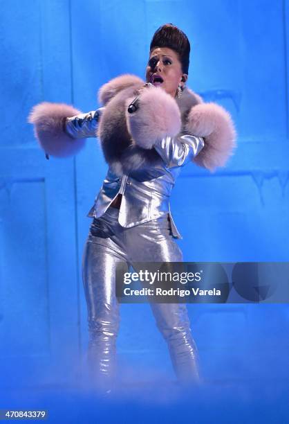 Alejandra Guzman performs onstage at Premio Lo Nuestro a la Musica Latina 2014 at American Airlines Arena on February 20, 2014 in Miami, Florida.