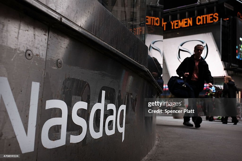 NASDAQ Tops Intraday Trading Record Set In 2000