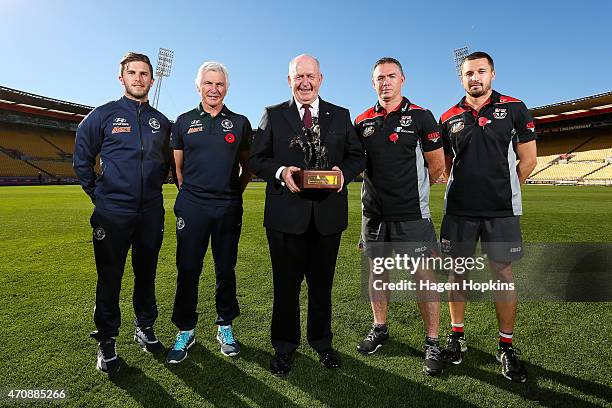 To R, Captain Marc Murphy and coach Mick Malthouse of Carlton, Australian Governor-General Sir Peter Cosgrove, coach Alan Richardson and captain...