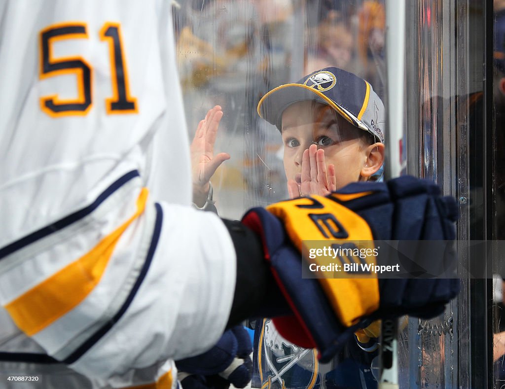 Pittsburgh Penguins v Buffalo Sabres