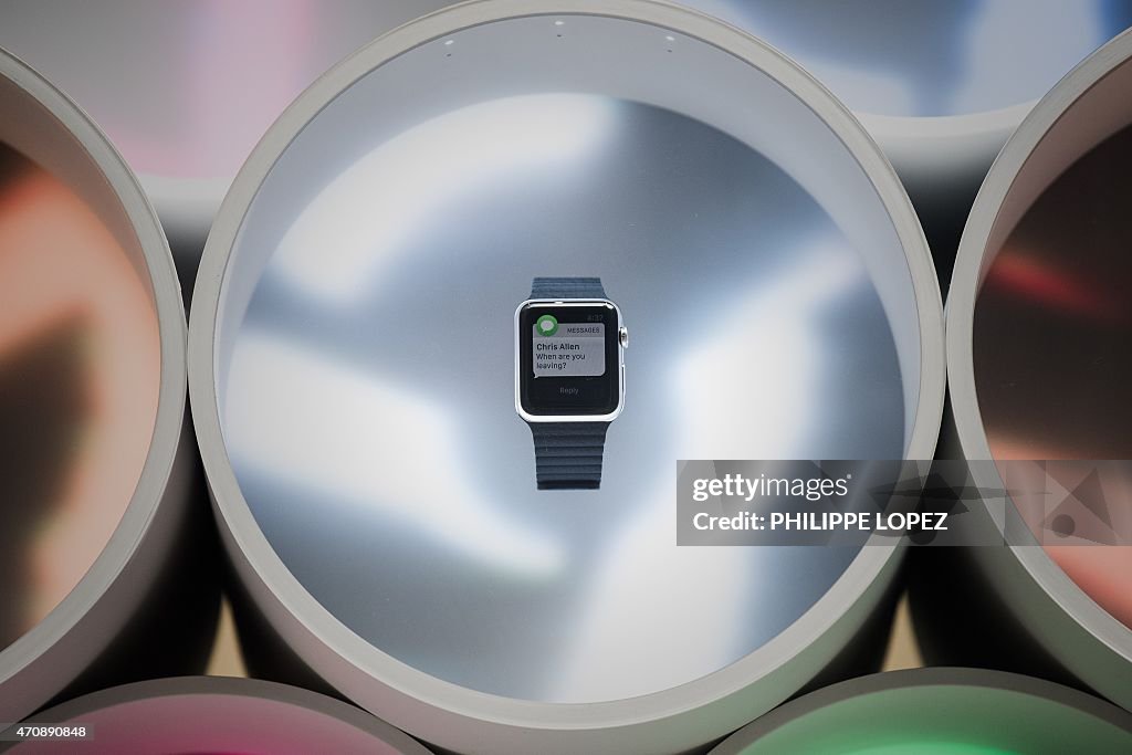 HONG KONG-US-IT-APPLE-WATCH